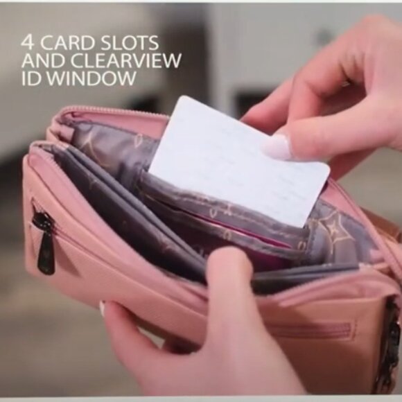 New (without tags) Lug Blitz Matte Luxe VL RFID Wristlet Wallet in Blush - Picture 6 of 9